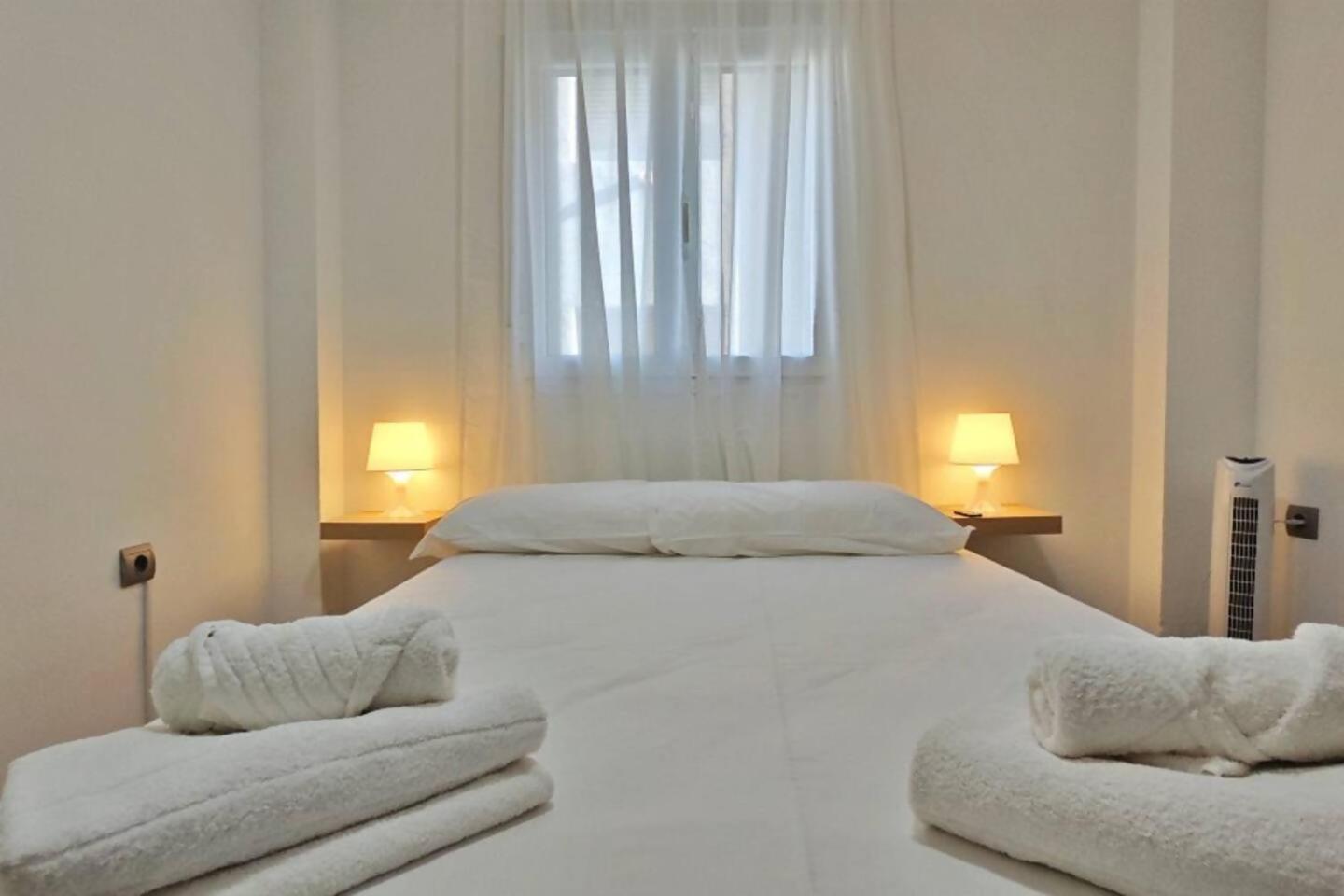 Apartamento Paseo Larios Торе дел Мар Екстериор снимка